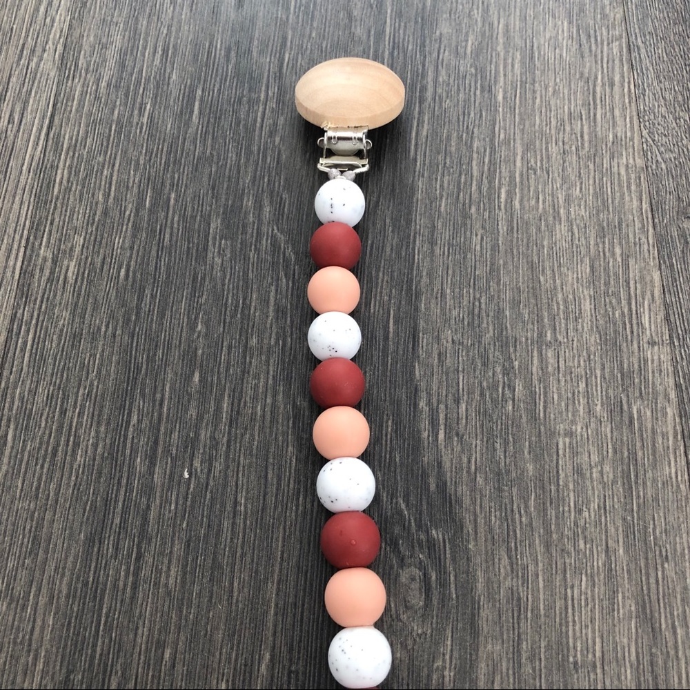 Pacifier Clip - Picture 2 of 3